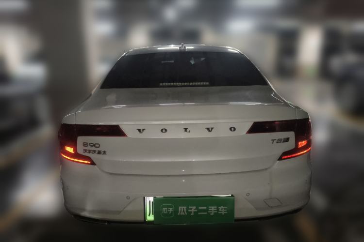 Used Volvo S90 New Energy 2020 T8 e-Drive Hybrid – Zhiyi Luxury Edition Rear