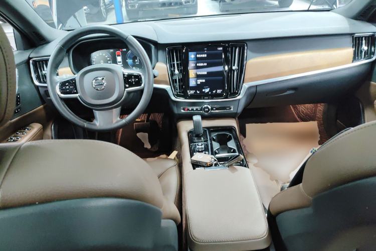 Used Volvo S90 New Energy 2021 T8 eDrive Hybrid Zhiyi Luxury Edition Center Console