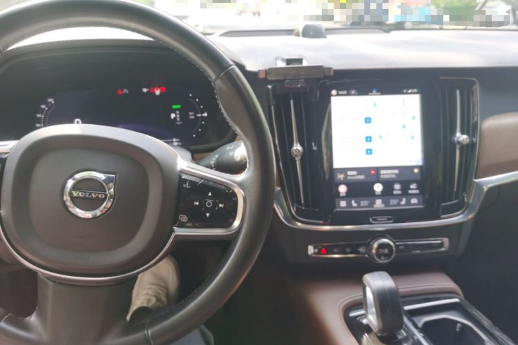 Used Volvo S90 New Energy 2021 T8 eDrive Hybrid Zhiyi Luxury Edition Center Console