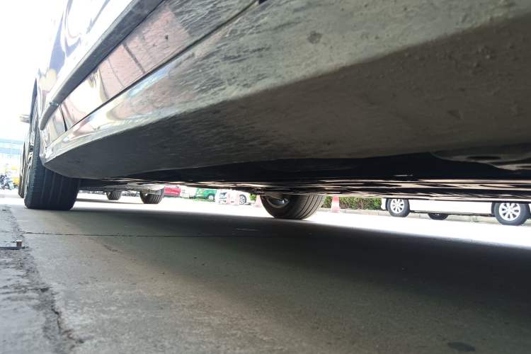 Used Volvo S90 New Energy 2021 T8 eDrive Hybrid Zhiyi Luxury Edition Chassis Front Right