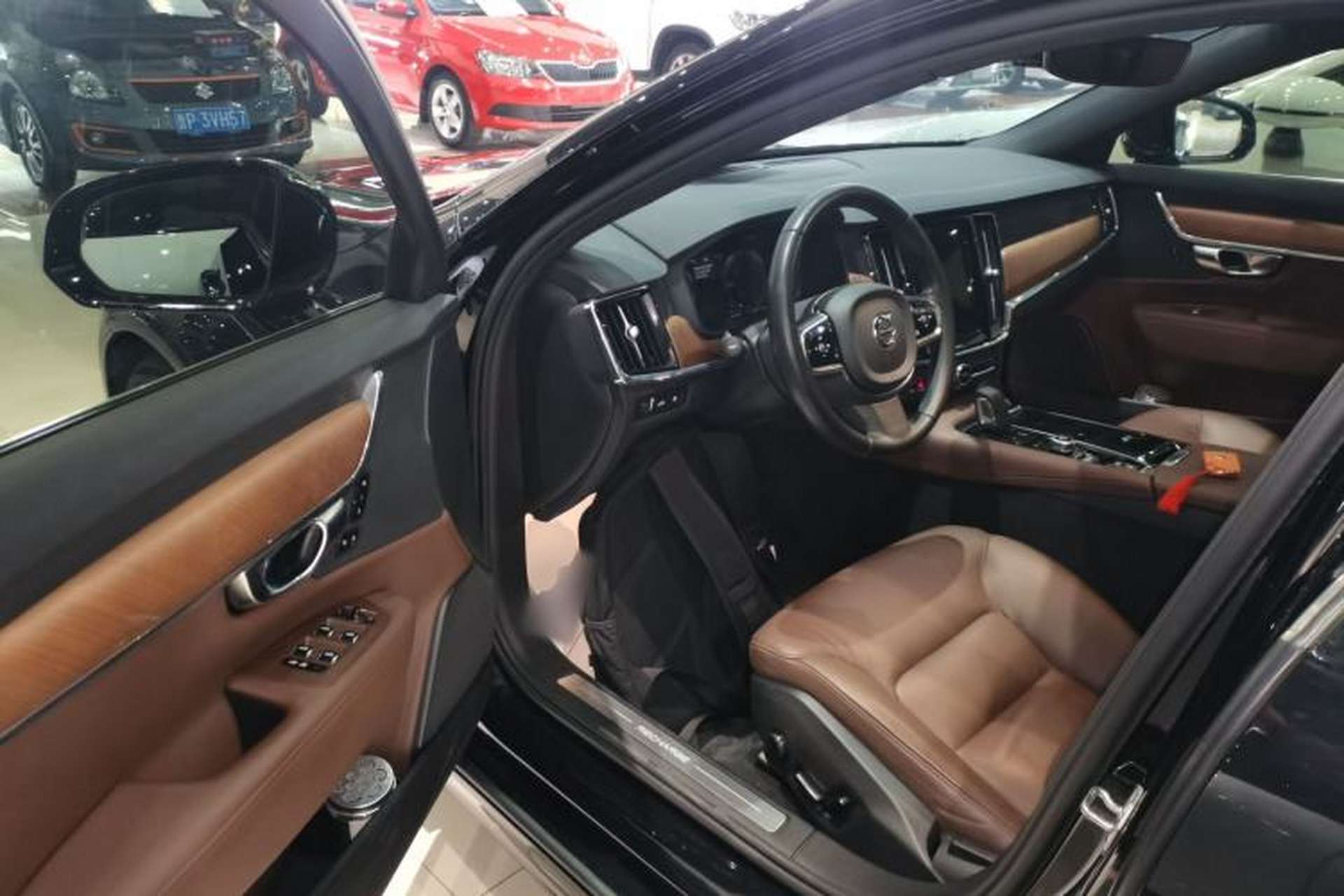 Used Volvo S90 New Energy 2021 T8 eDrive Hybrid Zhiyi Luxury Edition Driver Seat