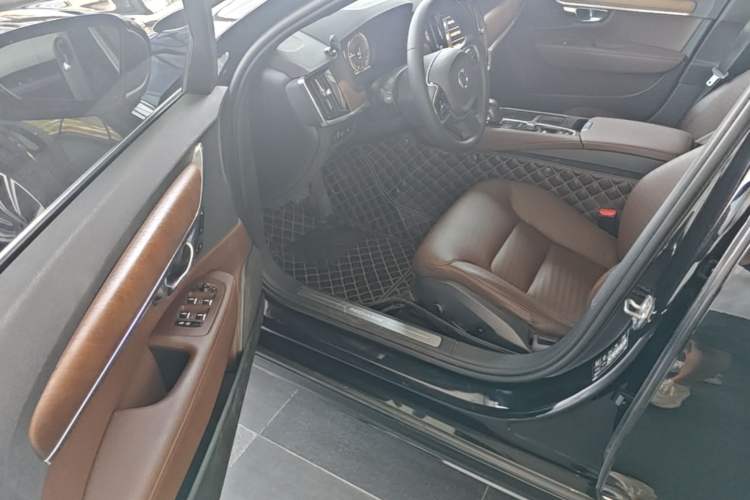 Used Volvo S90 New Energy 2021 T8 eDrive Hybrid Zhiyi Luxury Edition Driver Seat