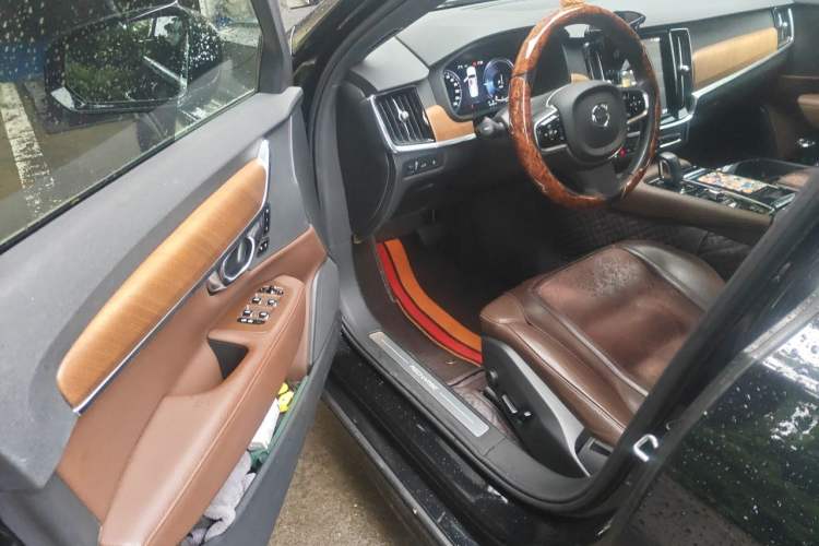 Used Volvo S90 New Energy 2021 T8 eDrive Hybrid Zhiyi Luxury Edition Driver Seat