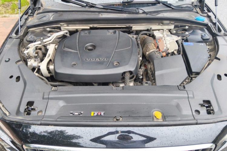 Used Volvo S90 New Energy 2021 T8 eDrive Hybrid Zhiyi Luxury Edition Engine Bay