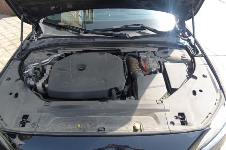 Used Volvo S90 New Energy 2021 T8 eDrive Hybrid Zhiyi Luxury Edition Engine Bay