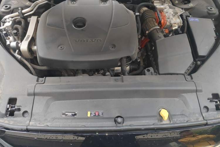 Used Volvo S90 New Energy 2021 T8 eDrive Hybrid Zhiyi Luxury Edition Engine Bay