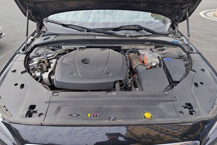 Used Volvo S90 New Energy 2021 T8 eDrive Hybrid Zhiyi Luxury Edition Engine Bay