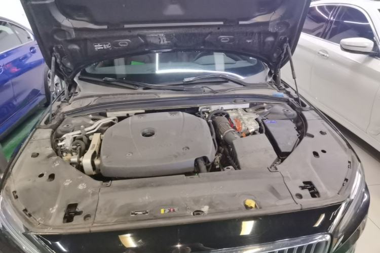 Used Volvo S90 New Energy 2021 T8 eDrive Hybrid Zhiyi Luxury Edition Engine Bay