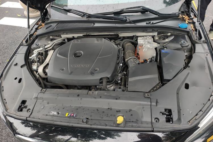 Used Volvo S90 New Energy 2021 T8 eDrive Hybrid Zhiyi Luxury Edition Engine Bay