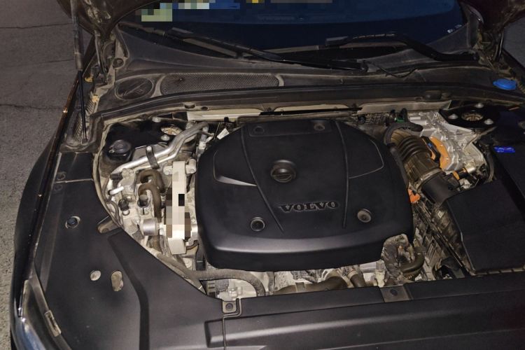 Used Volvo S90 New Energy 2021 T8 eDrive Hybrid Zhiyi Luxury Edition Engine Bay Right