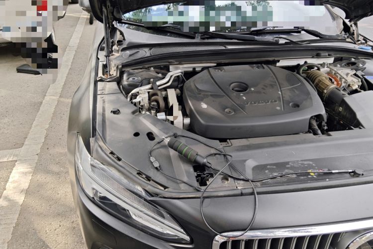 Used Volvo S90 New Energy 2021 T8 e-Drive Hybrid Luxury Edition Engine Bay Right