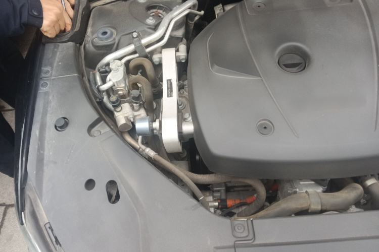 Used Volvo S90 New Energy 2021 T8 eDrive Hybrid Zhiyi Luxury Edition Engine Bay Right