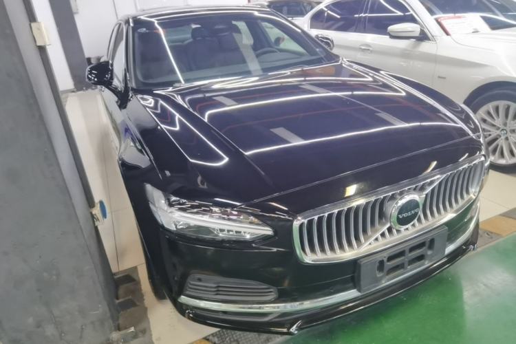 Used Volvo S90 New Energy 2021 T8 eDrive Hybrid Zhiyi Luxury Edition Exterior 1