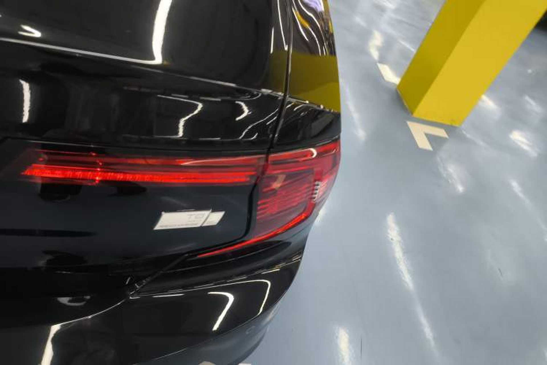 Used Volvo S90 New Energy 2021 T8 eDrive Hybrid Zhiyi Luxury Edition Exterior 3