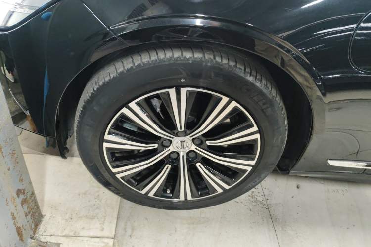 Used Volvo S90 New Energy 2021 T8 eDrive Hybrid Zhiyi Luxury Edition Exterior 4