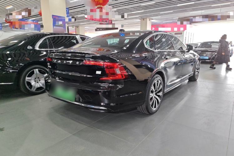 Used Volvo S90 New Energy 2021 T8 eDrive Hybrid Zhiyi Luxury Edition Exterior 4
