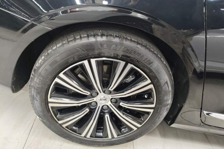 Used Volvo S90 New Energy 2021 T8 eDrive Hybrid Zhiyi Luxury Edition Exterior 5