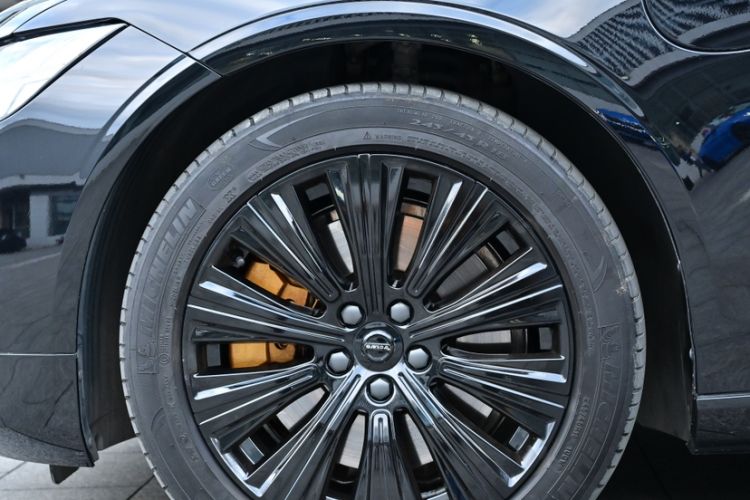 Used Volvo S90 New Energy 2021 T8 eDrive Hybrid Zhiyi Luxury Edition Exterior 6