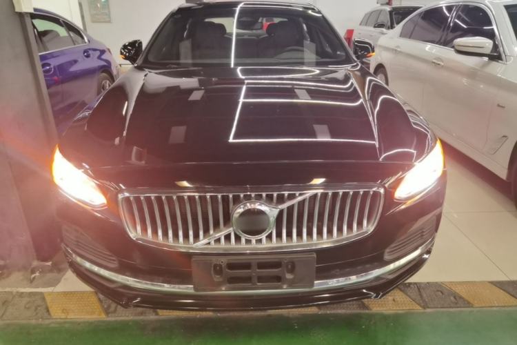Used Volvo S90 New Energy 2021 T8 eDrive Hybrid Zhiyi Luxury Edition Front