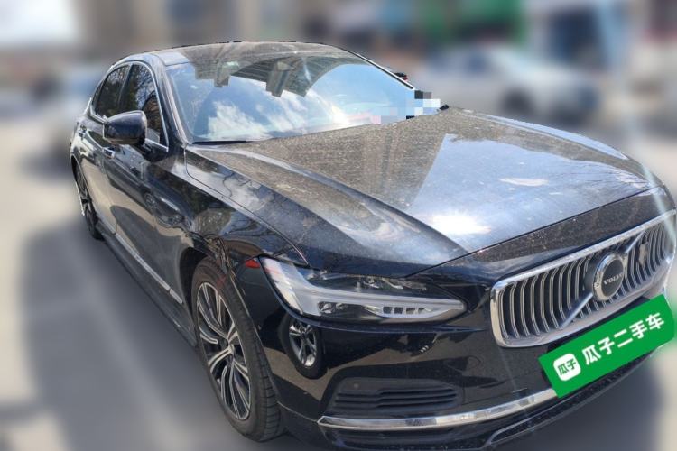 Used Volvo S90 New Energy 2021 T8 eDrive Hybrid Zhiyi Luxury Edition Front Right 45 Deg