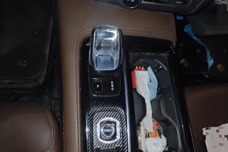 Used Volvo S90 New Energy 2021 T8 eDrive Hybrid Zhiyi Luxury Edition Gear Lever