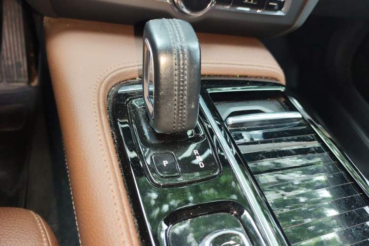 Used Volvo S90 New Energy 2021 T8 eDrive Hybrid Zhiyi Luxury Edition Gear Lever