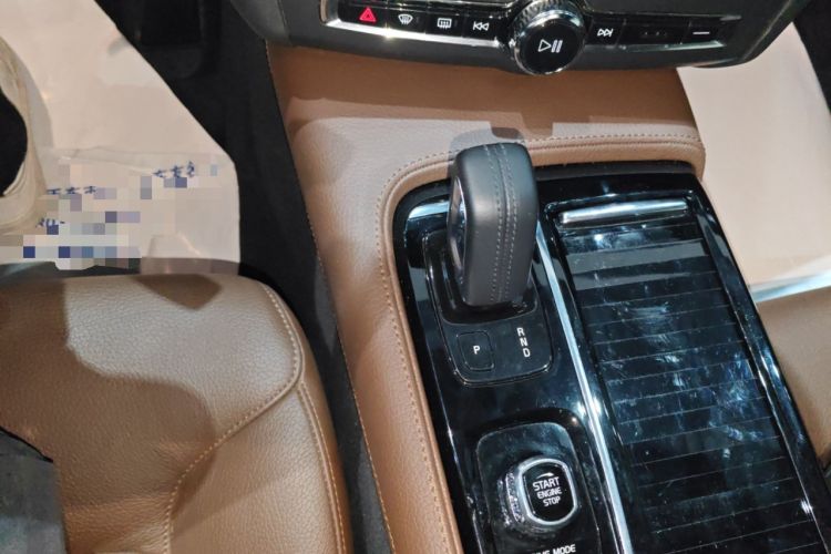 Used Volvo S90 New Energy 2021 T8 eDrive Hybrid Zhiyi Luxury Edition Gear Lever