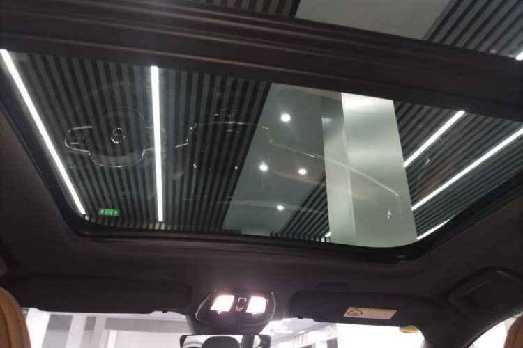Used Volvo S90 New Energy 2021 T8 eDrive Hybrid Zhiyi Luxury Edition Headliner
