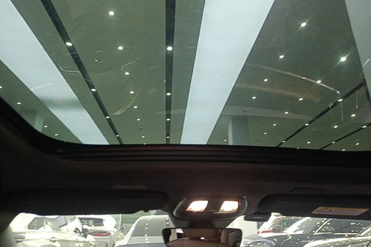 Used Volvo S90 New Energy 2021 T8 eDrive Hybrid Zhiyi Luxury Edition Headliner