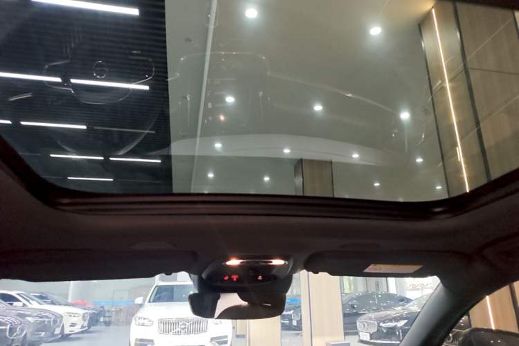 Used Volvo S90 New Energy 2021 T8 e-Drive Hybrid Luxury Edition Headliner