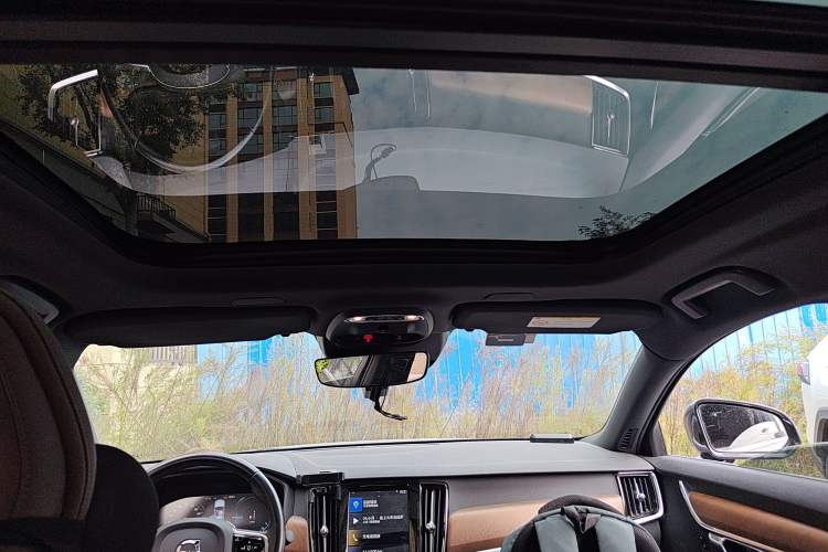 Used Volvo S90 New Energy 2021 T8 eDrive Hybrid Zhiyi Luxury Edition Headliner