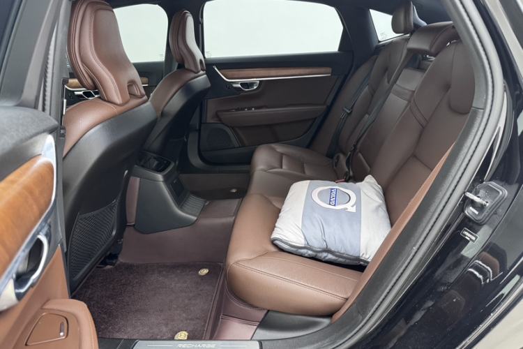 Used Volvo S90 New Energy 2021 T8 eDrive Hybrid Zhiyi Luxury Edition Interior 3