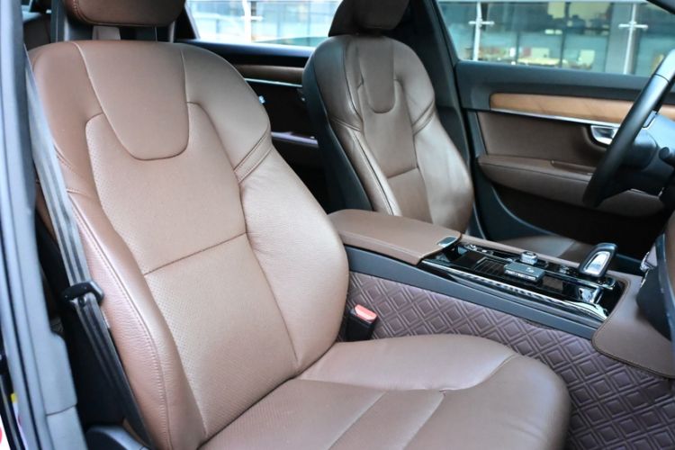 Used Volvo S90 New Energy 2021 T8 eDrive Hybrid Zhiyi Luxury Edition Interior 3