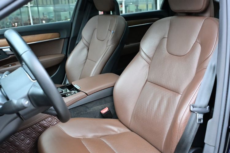 Used Volvo S90 New Energy 2021 T8 eDrive Hybrid Zhiyi Luxury Edition Interior 5