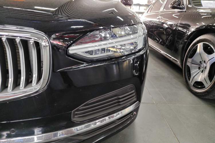 Used Volvo S90 New Energy 2021 T8 eDrive Hybrid Zhiyi Luxury Edition Left Front Headlight
