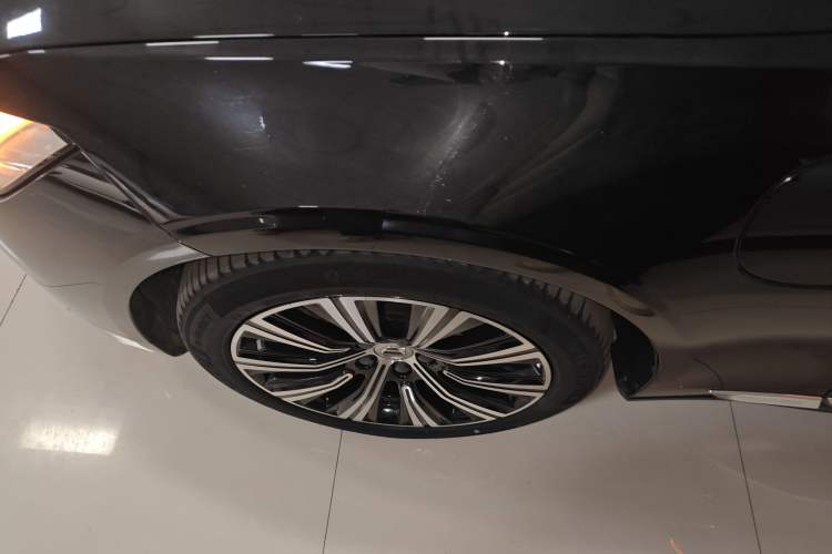 Used Volvo S90 New Energy 2021 T8 eDrive Hybrid Zhiyi Luxury Edition Left Front Wheel Hub