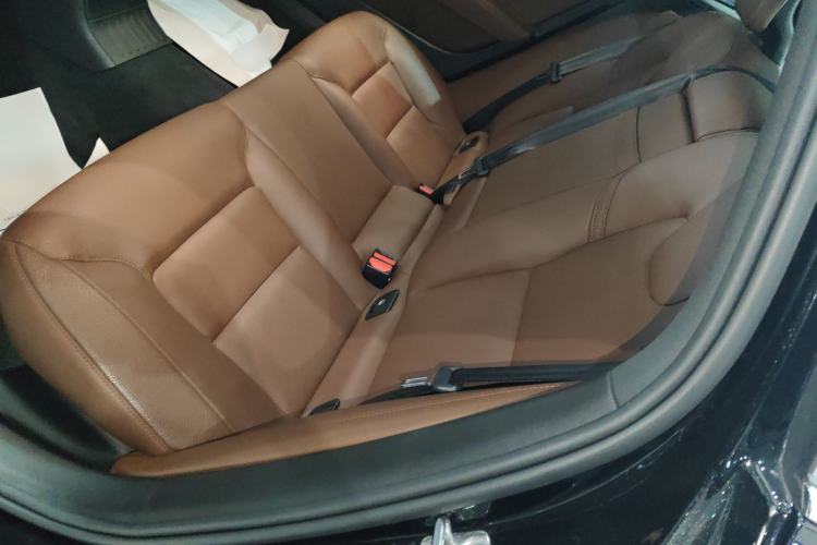 Used Volvo S90 New Energy 2021 T8 eDrive Hybrid Zhiyi Luxury Edition Left Rear Seat