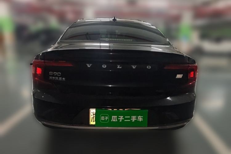 Used Volvo S90 New Energy 2021 T8 e-Drive Hybrid Luxury Edition Rear