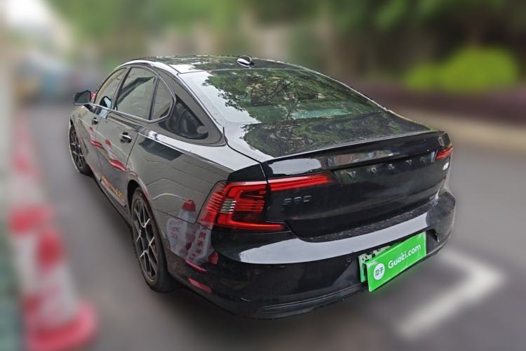 Used Volvo S90 New Energy 2021 T8 eDrive Hybrid Zhiyi Luxury Edition Rear Left 45 Deg