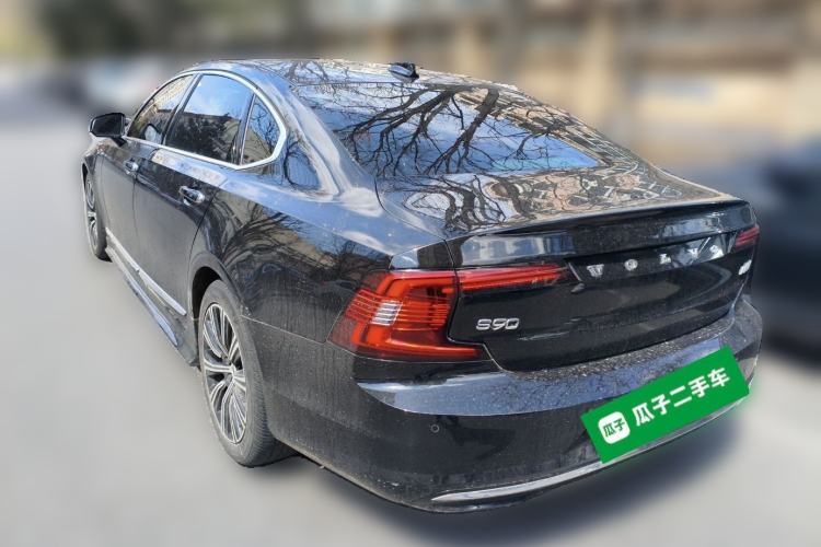 Used Volvo S90 New Energy 2021 T8 eDrive Hybrid Zhiyi Luxury Edition Rear Left 45 Deg