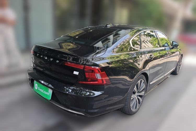 Used Volvo S90 New Energy 2021 T8 e-Drive Hybrid Luxury Edition Rear Right 45 Deg
