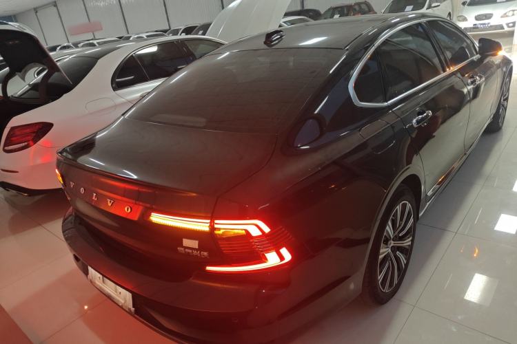 Used Volvo S90 New Energy 2021 T8 eDrive Hybrid Zhiyi Luxury Edition Rear