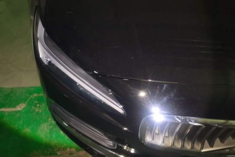Used Volvo S90 New Energy 2021 T8 eDrive Hybrid Zhiyi Luxury Edition Right Front Headlight