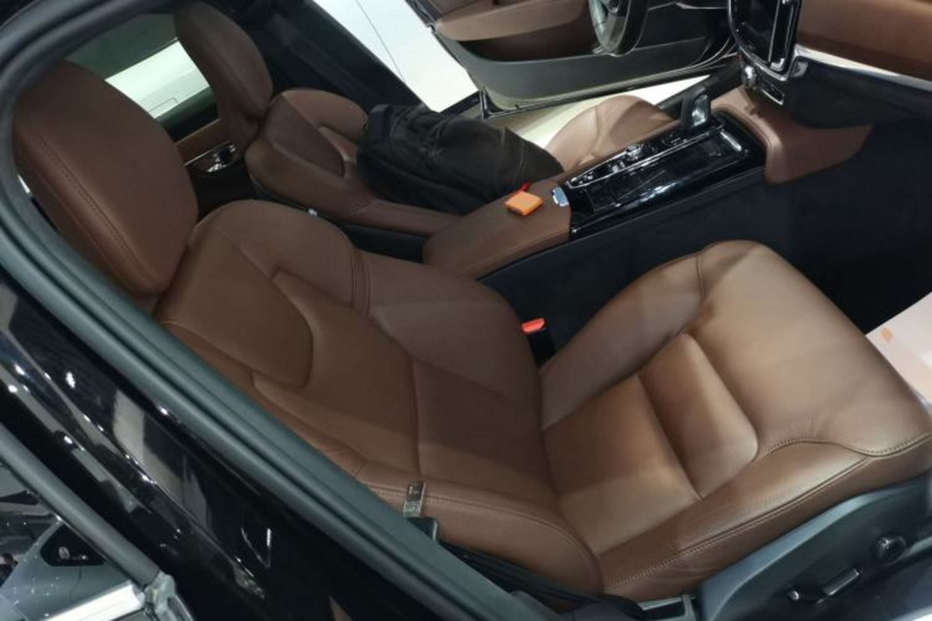 Used Volvo S90 New Energy 2021 T8 eDrive Hybrid Zhiyi Luxury Edition Right Front Seat