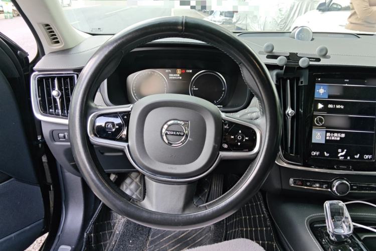 Used Volvo S90 New Energy 2021 T8 e-Drive Hybrid Luxury Edition Steering Wheel