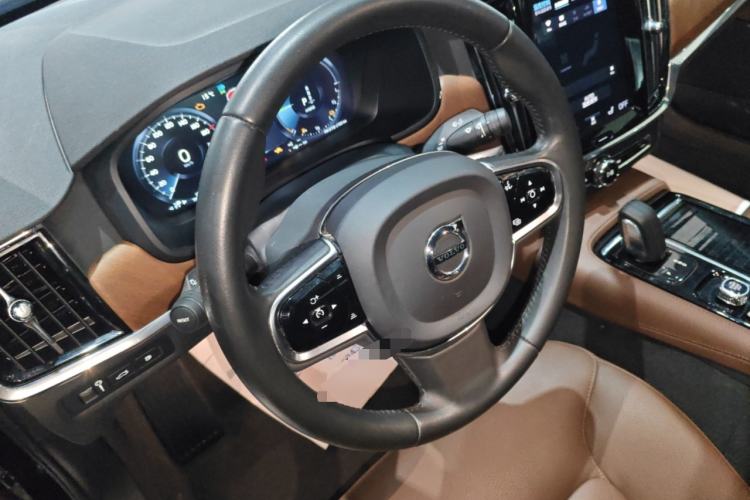 Used Volvo S90 New Energy 2021 T8 eDrive Hybrid Zhiyi Luxury Edition Steering Wheel