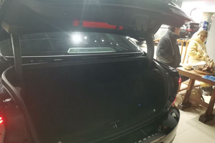 Used Volvo S90 New Energy 2021 T8 eDrive Hybrid Zhiyi Luxury Edition Trunk