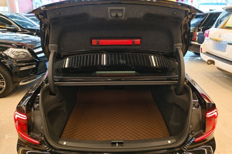 Used Volvo S90 New Energy 2021 T8 eDrive Hybrid Zhiyi Luxury Edition Trunk
