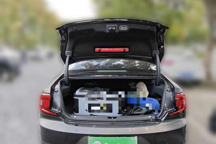 Used Volvo S90 New Energy 2021 T8 e-Drive Hybrid Luxury Edition Trunk