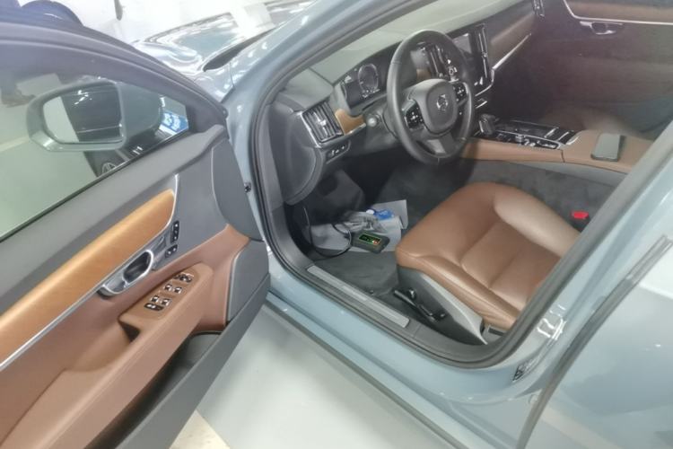 Used Volvo S90 New Energy 2021 T8 eDrive Hybrid Zhiyi Luxury Edition Driver Seat
